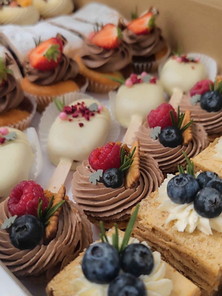 Vianočný box KOLÁČIKOV FRESH SNACK Vianoce 2023